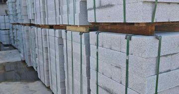 七台河芝麻白路牙石，路侧石