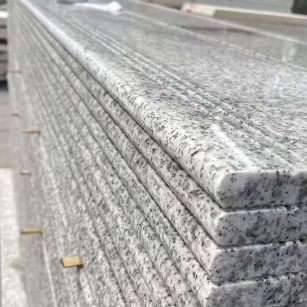 七台河芝麻白楼梯踏步 花岗岩楼梯板材