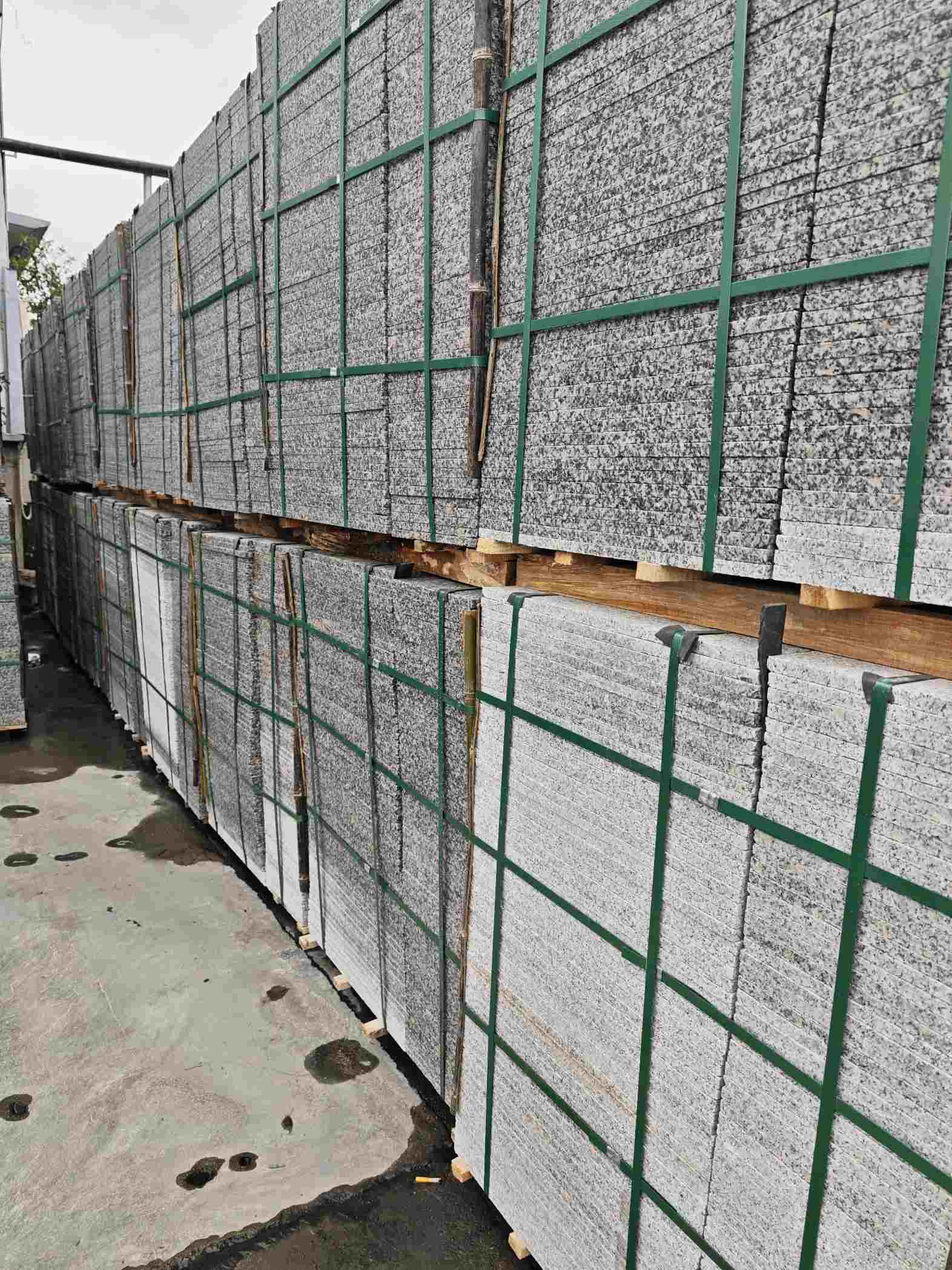 七台河芙蓉白地铺石，石材地铺石